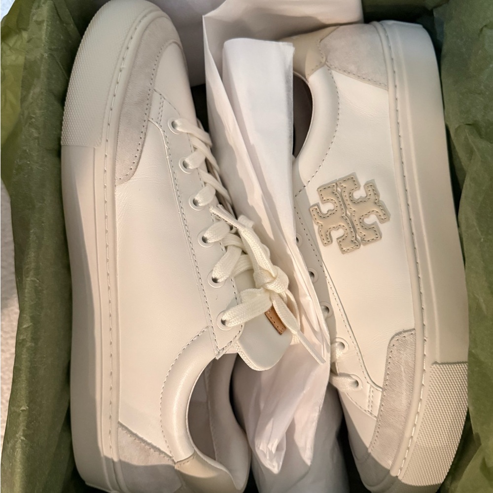 Tory Burch Cream Women’s Color Block Sneaker - Picture 8 of 8